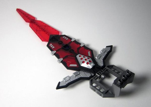 Perfect Effect PW 01 Red And PW 03 Blue Master Sword New Images Show Final Product  (2 of 15)